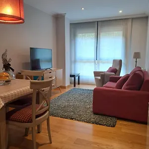  Apartment En El Centro Con Garaje Directo.