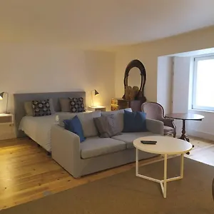 Combro 77 Charming By Get Your Apartament Lizbona